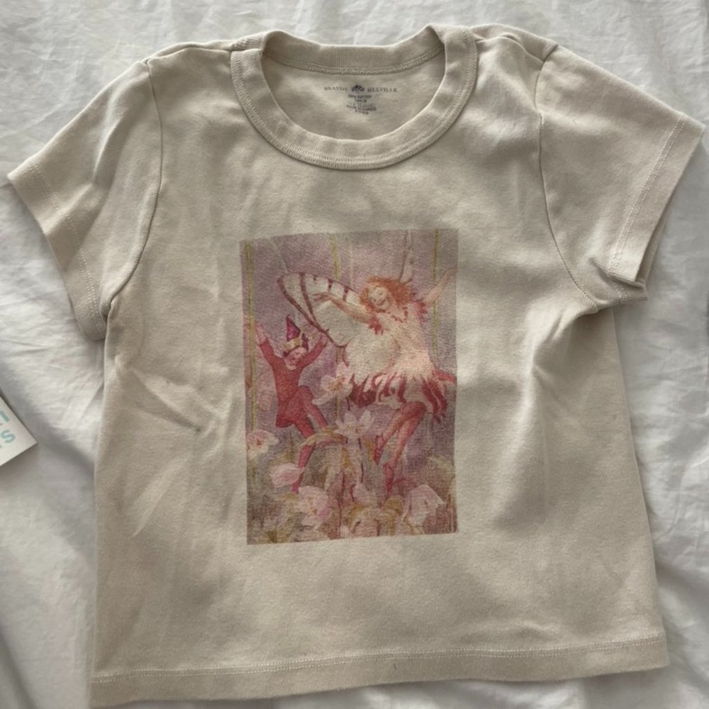 Brandy Melville Tshirt